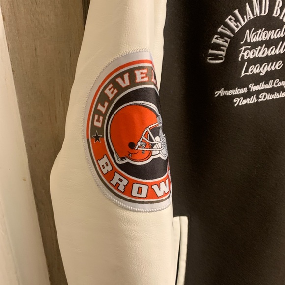 Cleveland Browns Varsity Jacket - Picture 6 of 9
